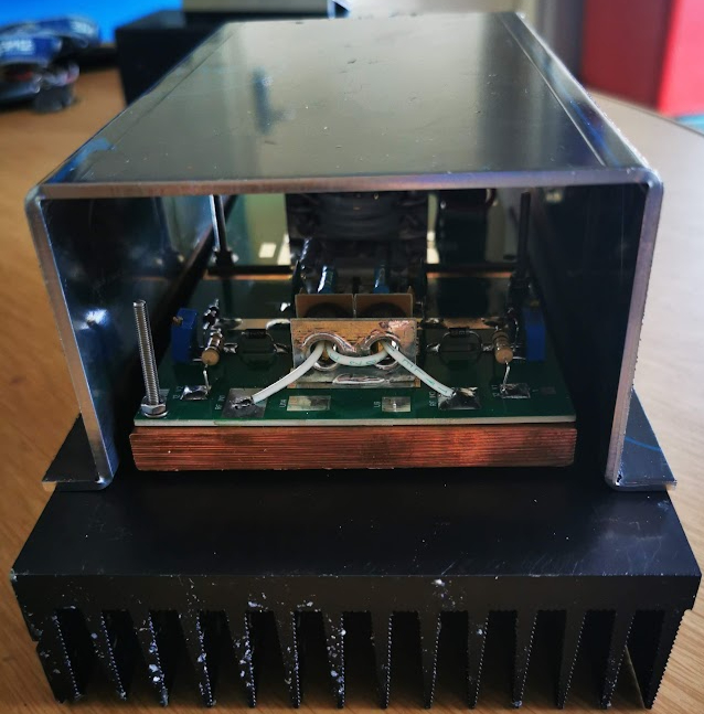 1.5Kw Solid State Linear HF Amplifier